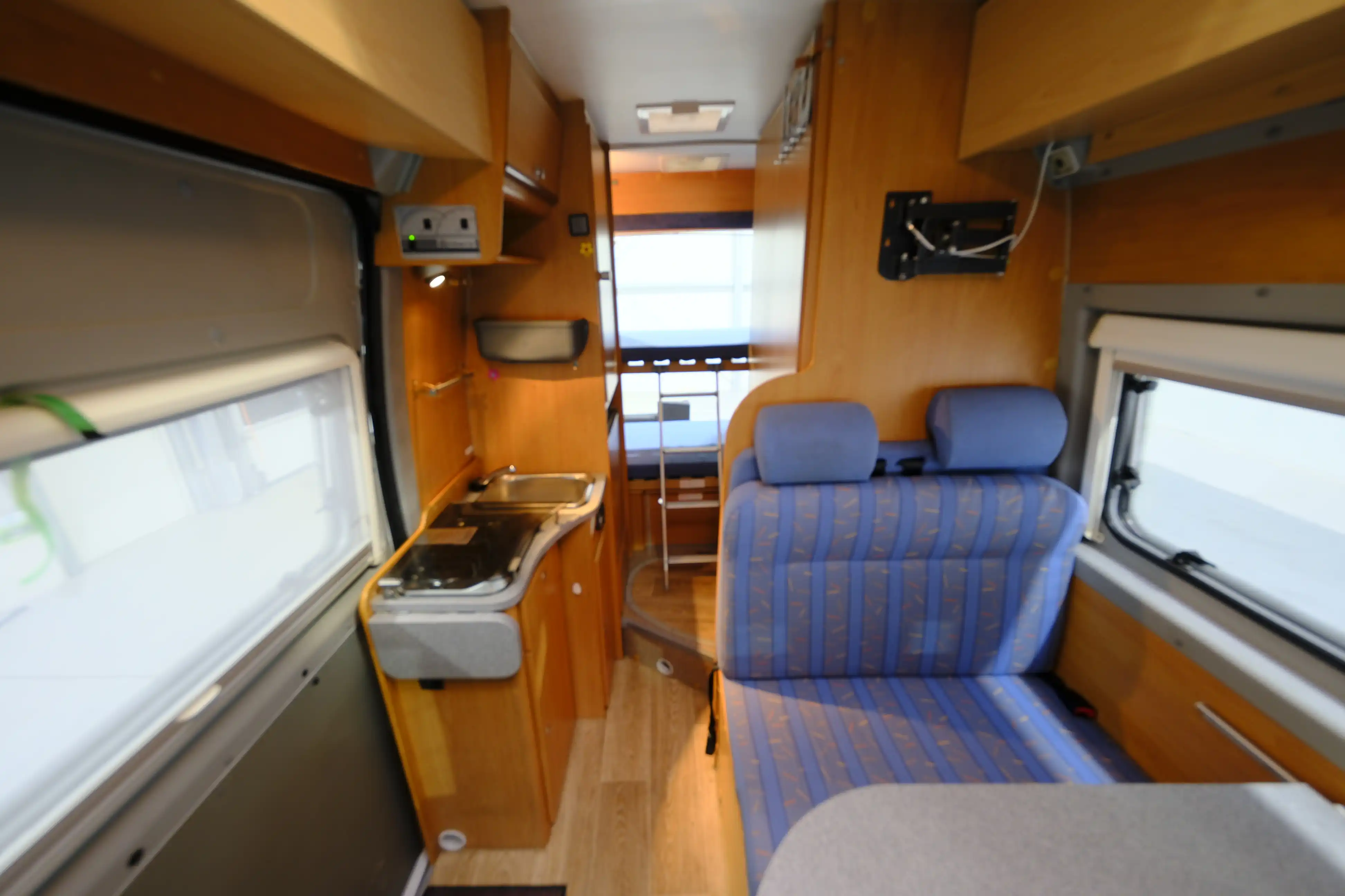 GLOBECAR Family Scout